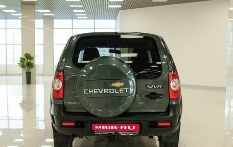 Chevrolet Niva I рестайлинг, 2017 год, 634 000 рублей, 8 фотография