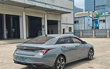 Hyundai Elantra, 2022 год, 1 650 000 рублей, 6 фотография