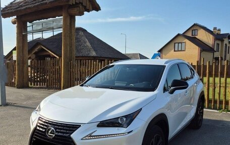 Lexus NX I, 2021 год, 3 400 000 рублей, 2 фотография