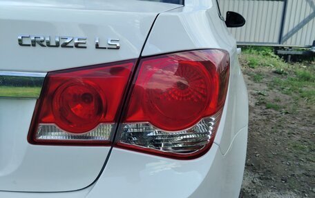 Chevrolet Cruze II, 2011 год, 630 000 рублей, 7 фотография