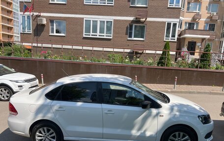 Volkswagen Polo VI (EU Market), 2013 год, 750 000 рублей, 2 фотография