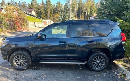 Toyota Land Cruiser Prado 150 рестайлинг 2, 2018 год, 4 490 000 рублей, 7 фотография
