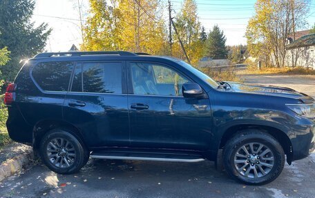 Toyota Land Cruiser Prado 150 рестайлинг 2, 2018 год, 4 490 000 рублей, 4 фотография