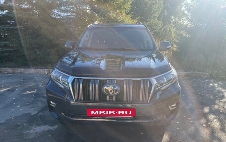Toyota Land Cruiser Prado 150 рестайлинг 2, 2018 год, 4 490 000 рублей, 6 фотография