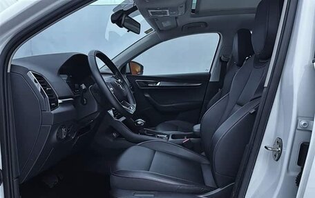 Skoda Karoq I, 2022 год, 1 860 000 рублей, 10 фотография