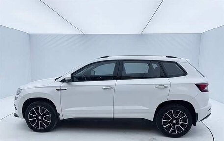 Skoda Karoq I, 2022 год, 1 860 000 рублей, 5 фотография