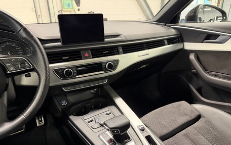 Audi A4, 2019 год, 3 099 000 рублей, 26 фотография