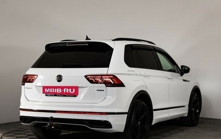 Volkswagen Tiguan II, 2021 год, 2 799 000 рублей, 6 фотография