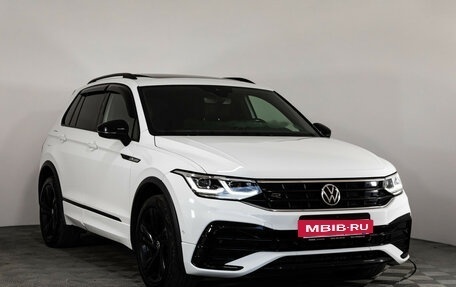 Volkswagen Tiguan II, 2021 год, 2 799 000 рублей, 3 фотография