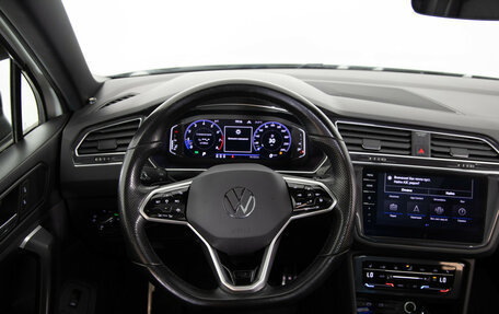 Volkswagen Tiguan II, 2021 год, 2 799 000 рублей, 12 фотография
