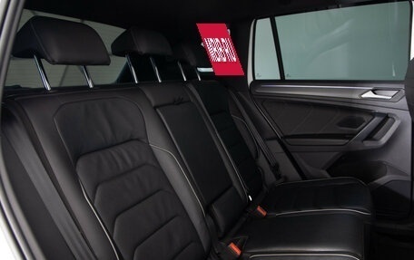 Volkswagen Tiguan II, 2021 год, 2 799 000 рублей, 22 фотография