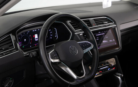 Volkswagen Tiguan II, 2021 год, 3 499 000 рублей, 14 фотография