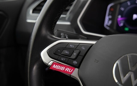 Volkswagen Tiguan II, 2021 год, 3 499 000 рублей, 21 фотография