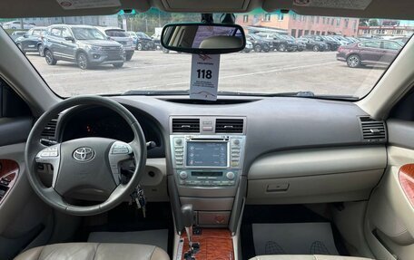 Toyota Camry, 2008 год, 859 000 рублей, 11 фотография