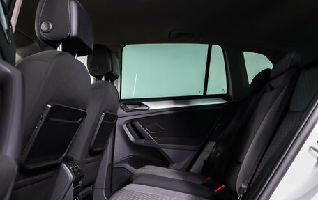 Volkswagen Tiguan II, 2018 год, 2 630 000 рублей, 13 фотография