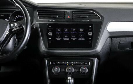 Volkswagen Tiguan II, 2018 год, 2 630 000 рублей, 15 фотография