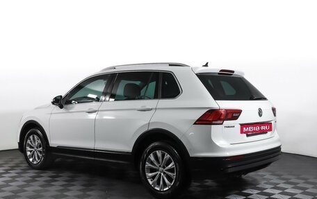 Volkswagen Tiguan II, 2018 год, 2 630 000 рублей, 8 фотография