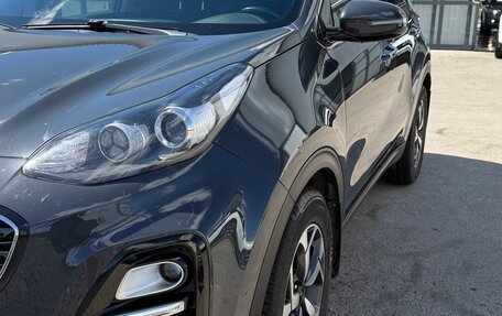 KIA Sportage IV рестайлинг, 2018 год, 2 100 000 рублей, 3 фотография