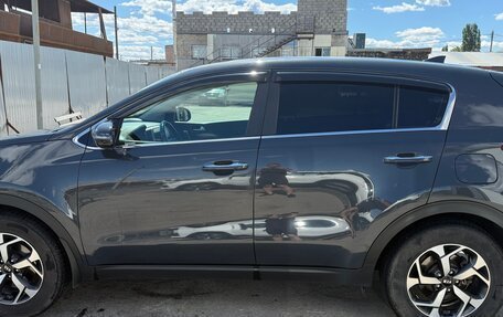 KIA Sportage IV рестайлинг, 2018 год, 2 100 000 рублей, 7 фотография