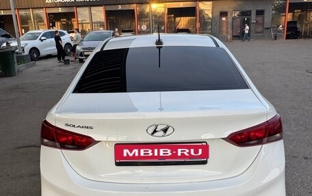 Hyundai Solaris II рестайлинг, 2018 год, 1 200 000 рублей, 12 фотография