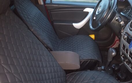 Renault Sandero I, 2012 год, 600 000 рублей, 4 фотография