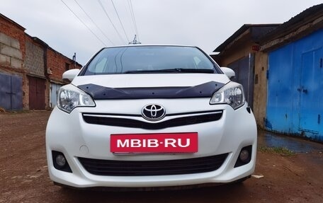 Toyota Ractis II, 2012 год, 895 000 рублей, 3 фотография