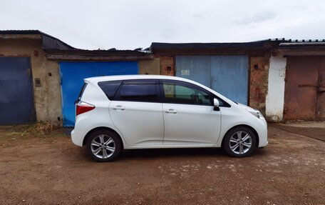 Toyota Ractis II, 2012 год, 895 000 рублей, 19 фотография