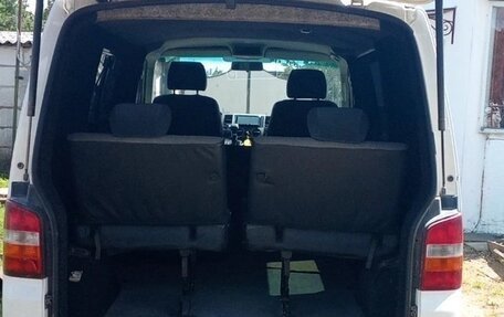 Volkswagen Transporter T5 рестайлинг, 2005 год, 750 000 рублей, 13 фотография