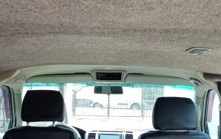 Volkswagen Transporter T5 рестайлинг, 2005 год, 750 000 рублей, 15 фотография