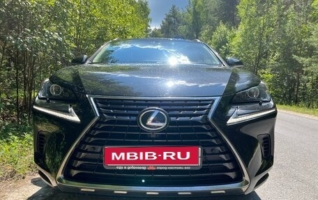 Lexus NX I, 2018 год, 4 000 000 рублей, 1 фотография