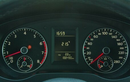 Volkswagen Jetta VI, 2013 год, 990 000 рублей, 11 фотография