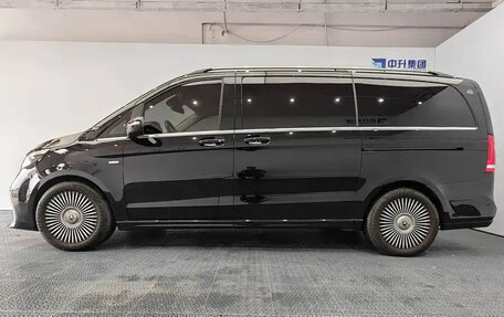 Mercedes-Benz V-Класс, 2022 год, 5 538 000 рублей, 5 фотография