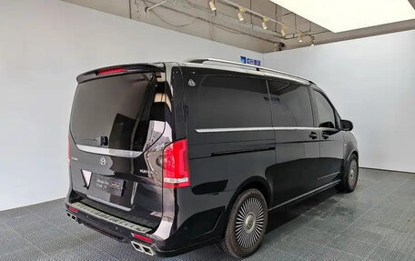 Mercedes-Benz V-Класс, 2022 год, 5 538 000 рублей, 9 фотография