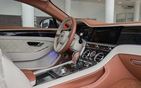 Bentley Continental GT III, 2018 год, 13 000 000 рублей, 10 фотография