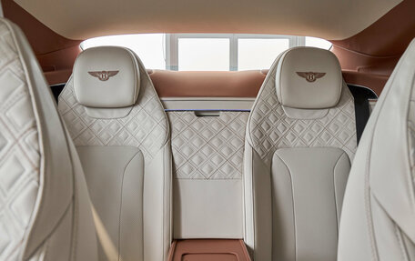 Bentley Continental GT III, 2018 год, 13 000 000 рублей, 14 фотография