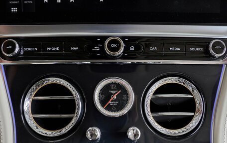 Bentley Continental GT III, 2018 год, 13 000 000 рублей, 16 фотография