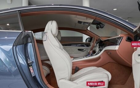 Bentley Continental GT III, 2018 год, 13 000 000 рублей, 8 фотография