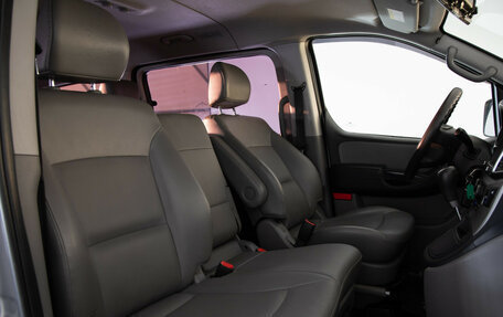 Hyundai Grand Starex Grand Starex I рестайлинг 2, 2016 год, 2 299 000 рублей, 16 фотография