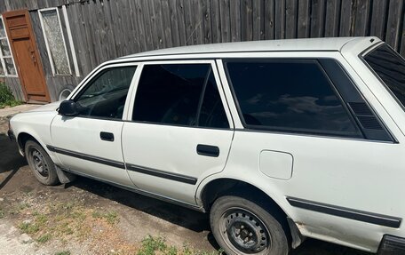 Toyota Corona VIII (T170), 1990 год, 180 000 рублей, 3 фотография