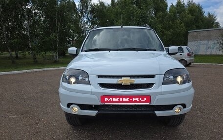 Chevrolet Niva I рестайлинг, 2019 год, 899 000 рублей, 15 фотография