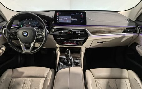 BMW 6 серия, 2020 год, 3 900 000 рублей, 11 фотография
