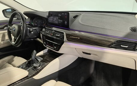 BMW 6 серия, 2020 год, 3 900 000 рублей, 18 фотография