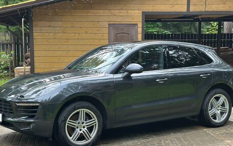 Porsche Macan I рестайлинг, 2016 год, 3 300 000 рублей, 4 фотография