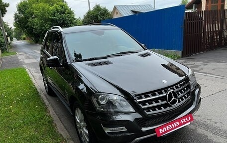 Mercedes-Benz M-Класс, 2011 год, 1 650 000 рублей, 8 фотография