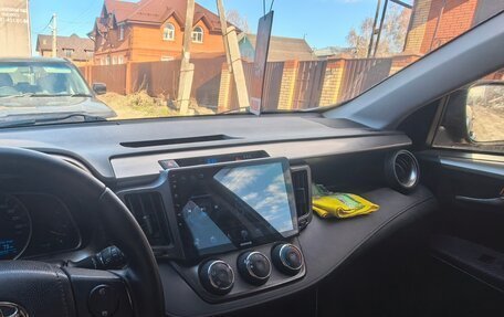 Toyota RAV4, 2012 год, 1 950 000 рублей, 8 фотография