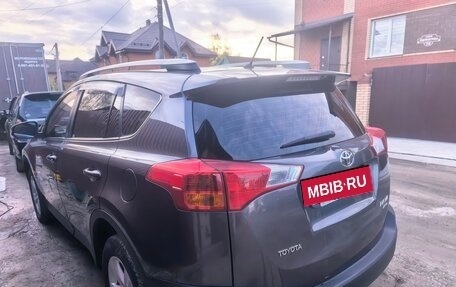 Toyota RAV4, 2012 год, 1 950 000 рублей, 2 фотография