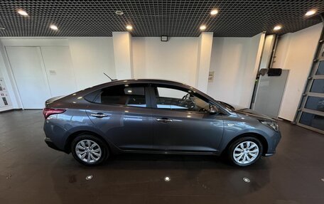 Hyundai Solaris II рестайлинг, 2021 год, 1 670 000 рублей, 2 фотография