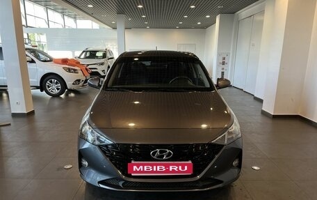 Hyundai Solaris II рестайлинг, 2021 год, 1 670 000 рублей, 8 фотография