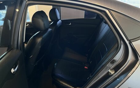 Hyundai Solaris II рестайлинг, 2021 год, 1 670 000 рублей, 25 фотография