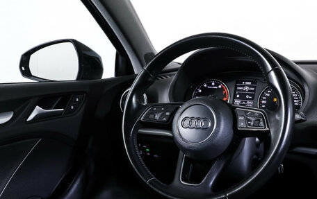 Audi A3, 2016 год, 1 940 000 рублей, 13 фотография